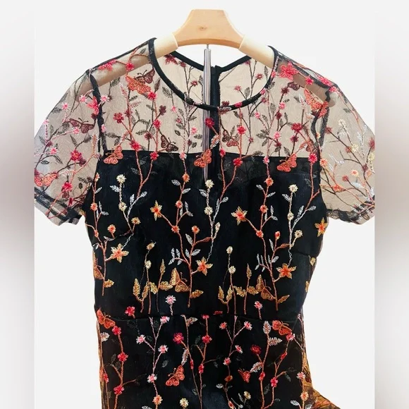 NWT - SweatyRocks Women’s Mesh Short Sleeve Embroidered Floral Dress - Size Med - Picture 10 of 14
